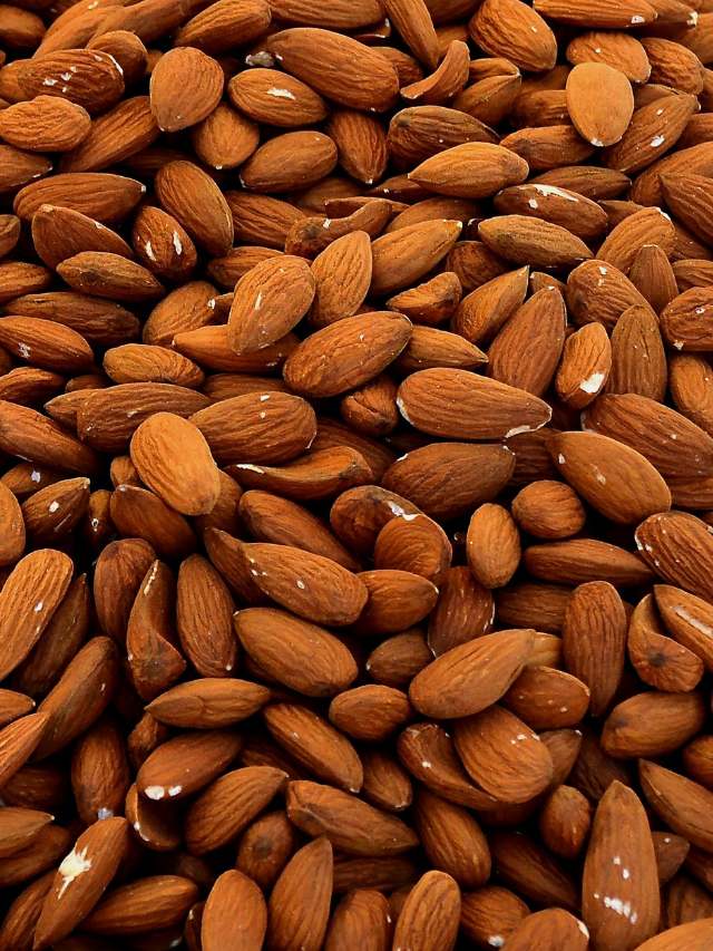 7 Incredible Benefits of Almonds