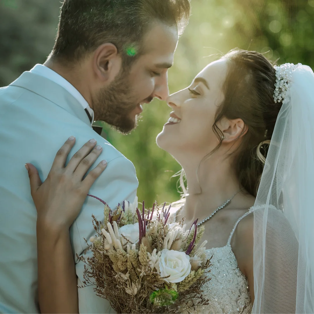 150+ Romantic Text Messages That Always Work 150+ Romantic Text Messages That Always Work